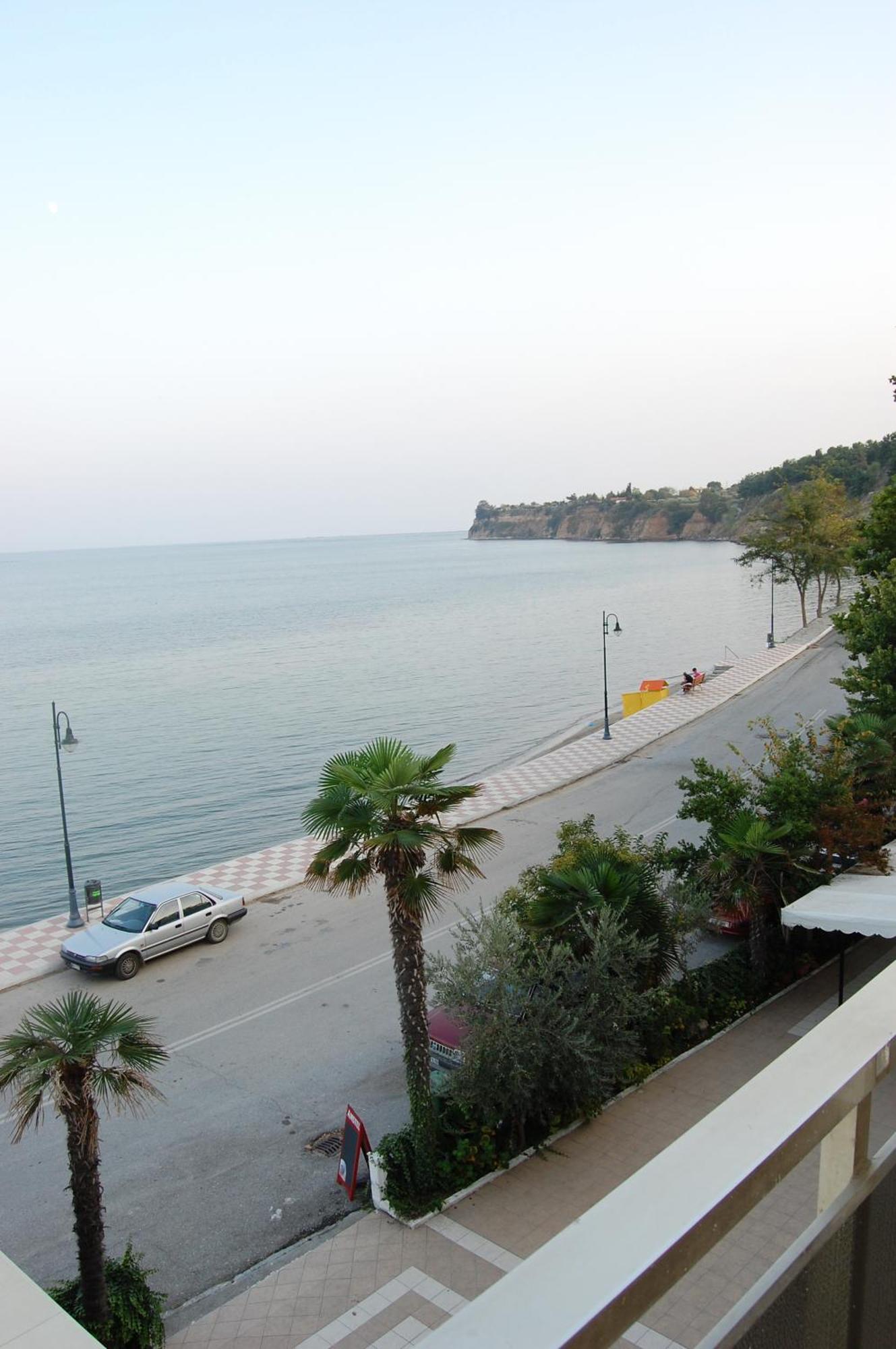 Hotel Achillion Makrygialos Exterior foto