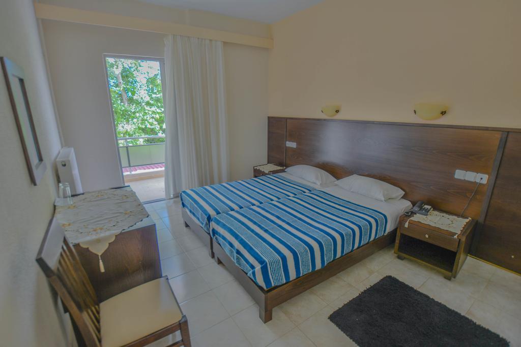 Hotel Achillion Makrygialos Exterior foto