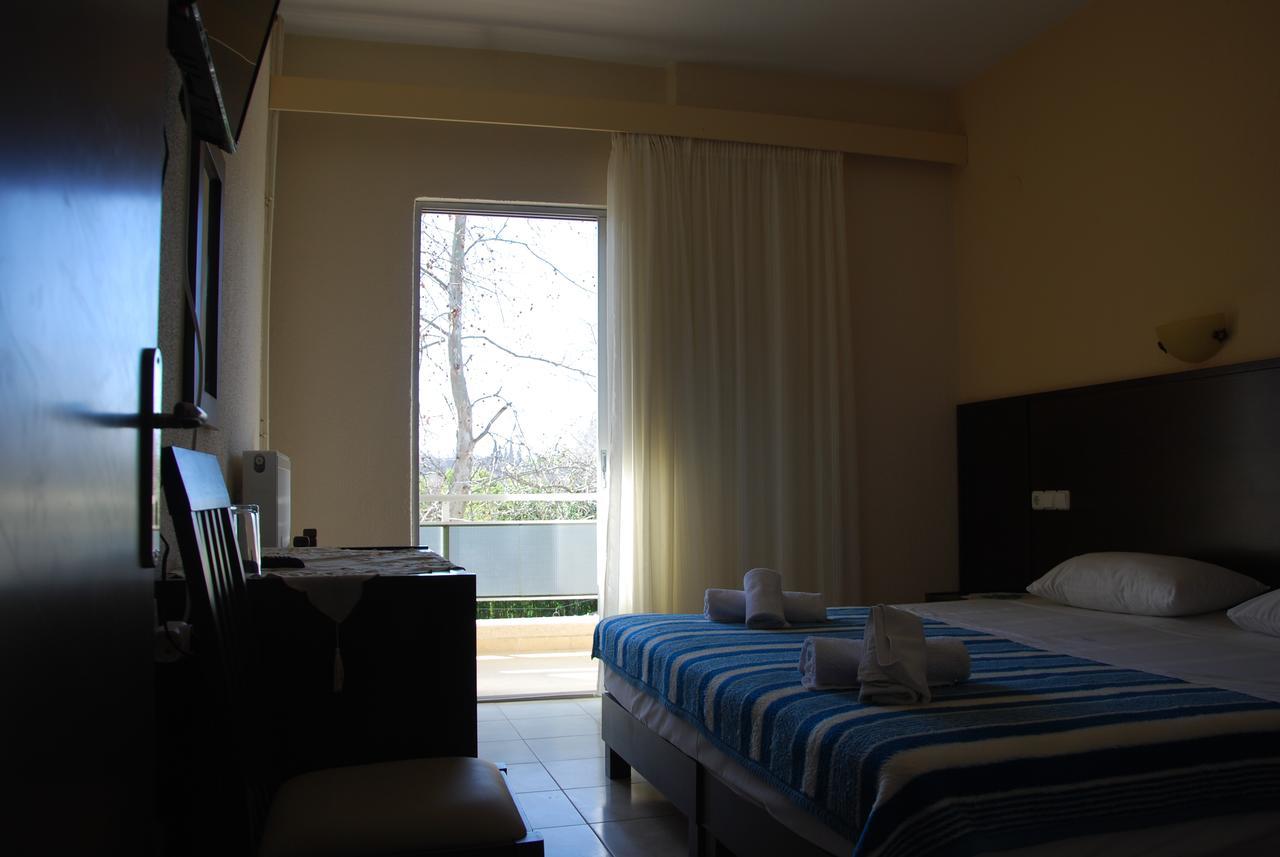 Hotel Achillion Makrygialos Exterior foto